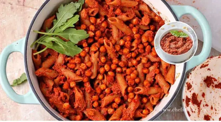 can you mix pesto and red sauce